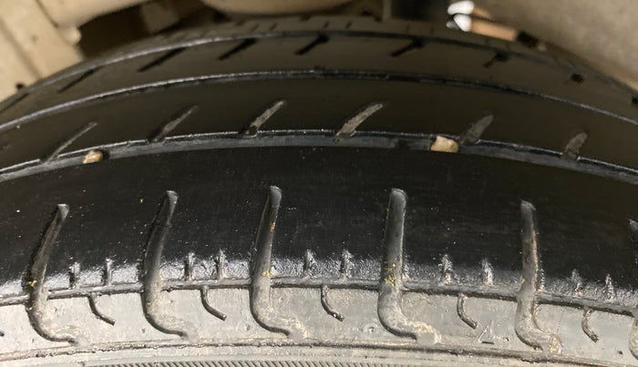 2012 Maruti A Star VXI, Petrol, Manual, 78,076 km, Right Rear Tyre Tread