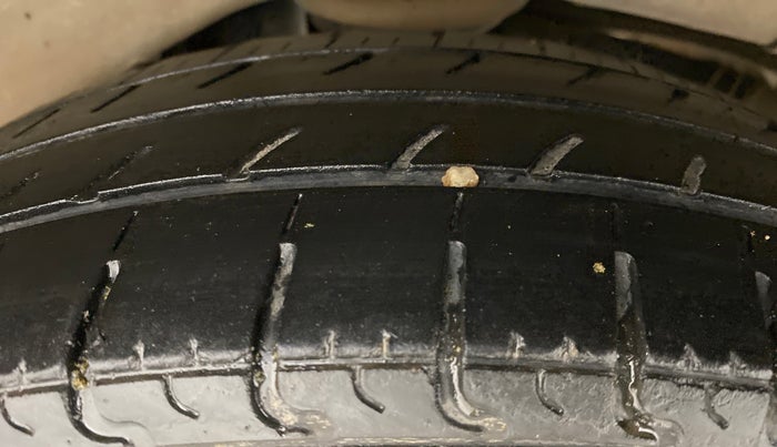 2012 Maruti A Star VXI, Petrol, Manual, 78,076 km, Left Rear Tyre Tread