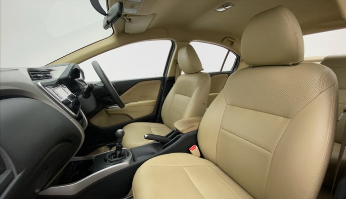 2016 Honda City V MT PETROL, Petrol, Manual, 44,618 km, Right Side Front Door Cabin