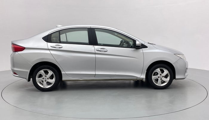 2016 Honda City V MT PETROL, Petrol, Manual, 44,618 km, Right Side View