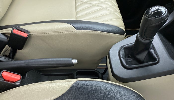 2019 Maruti New Wagon-R VXI 1.2L, Petrol, Manual, 41,292 km, Gear Lever