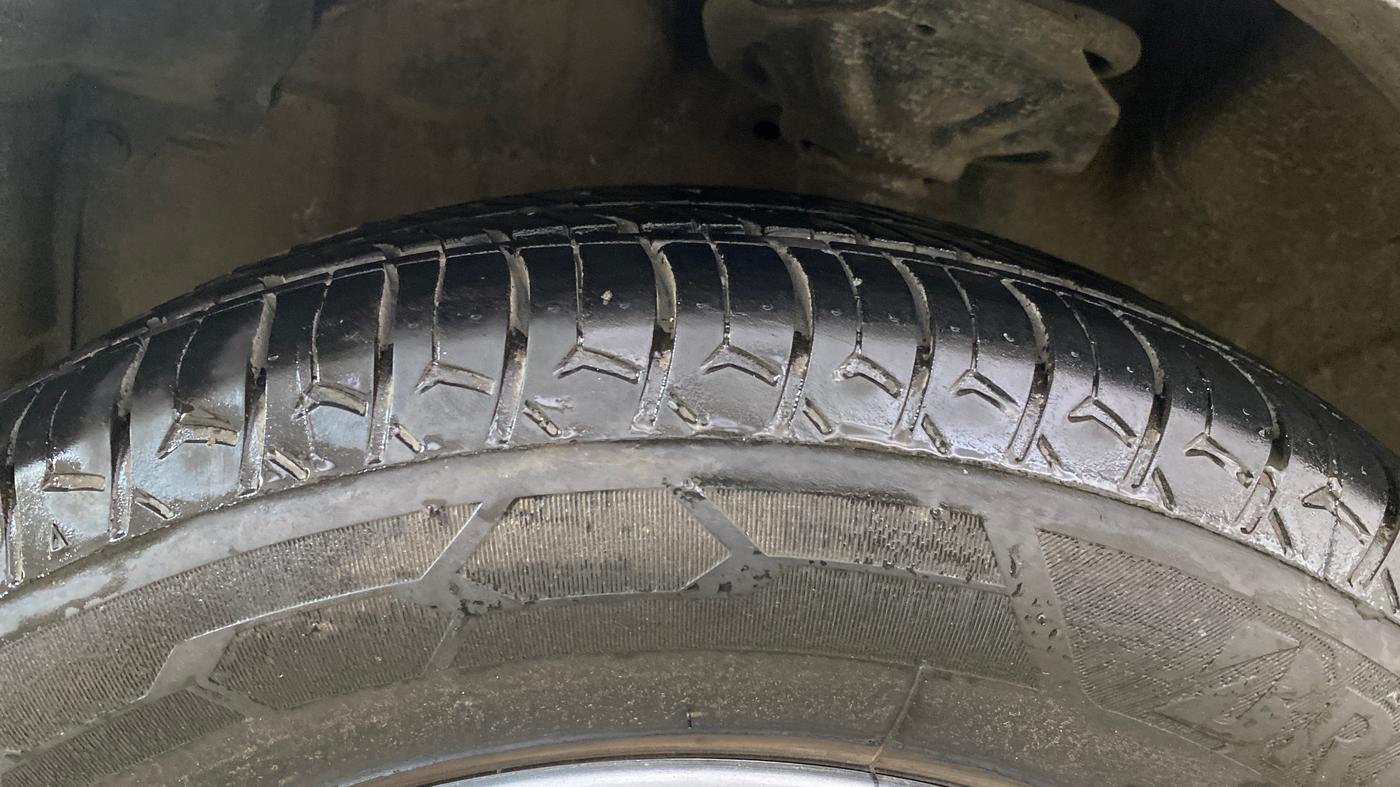 2017 Maruti Celerio VXI, Petrol, Manual, 55,522 km, Left Front Tyre Tread