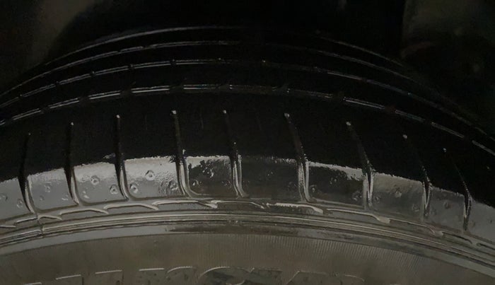 2016 Hyundai Creta BASE 1.6 PETROL, Petrol, Manual, 63,937 km, Left Rear Tyre Tread