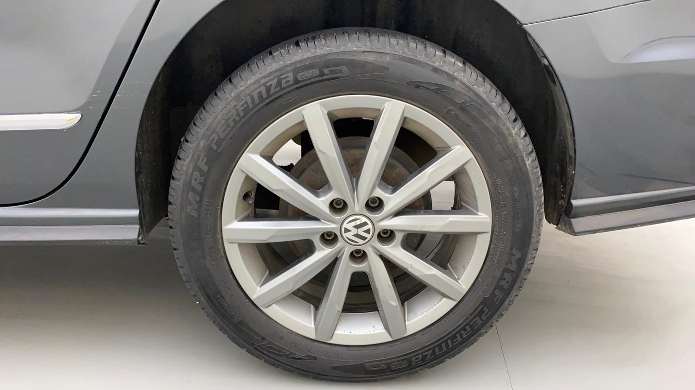 2019 Volkswagen Vento HIGHLINE PLUS 1.2 AT, Petrol, Automatic, 44,406 km, Left Rear Wheel