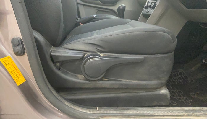 2017 Tata Tiago XZ PETROL, Petrol, Manual, 98,898 km, Driver Side Adjustment Panel