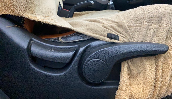 2019 Hyundai Creta SX 1.6 PETROL, Petrol, Manual, 1,14,867 km, Driver Side Adjustment Panel