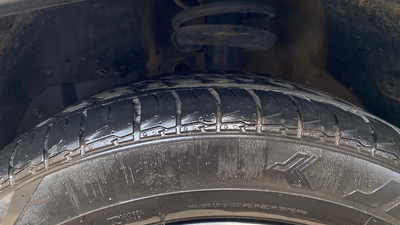 2021 MG HECTOR SHARP HYBRID 1.5 PETROL, Petrol, Manual, 40,654 km, Left Front Tyre Tread