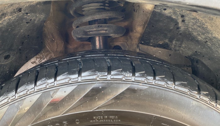 2021 MG HECTOR SHARP HYBRID 1.5 PETROL, Petrol, Manual, 40,654 km, Right Front Tyre Tread