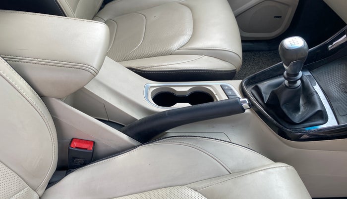 2021 MG HECTOR SHARP HYBRID 1.5 PETROL, Petrol, Manual, 40,654 km, Gear Lever