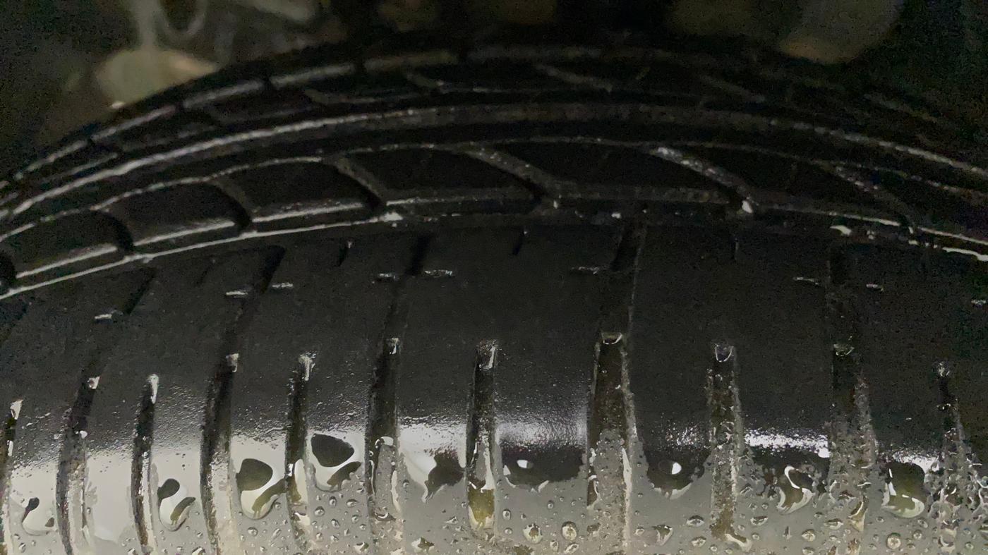 2022 Tata Tiago XT CNG, CNG, Manual, 36,108 km, Left Front Tyre Tread