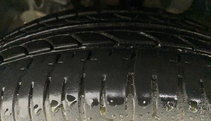 2022 Tata Tiago XT CNG, CNG, Manual, 36,108 km, Left Front Tyre Tread