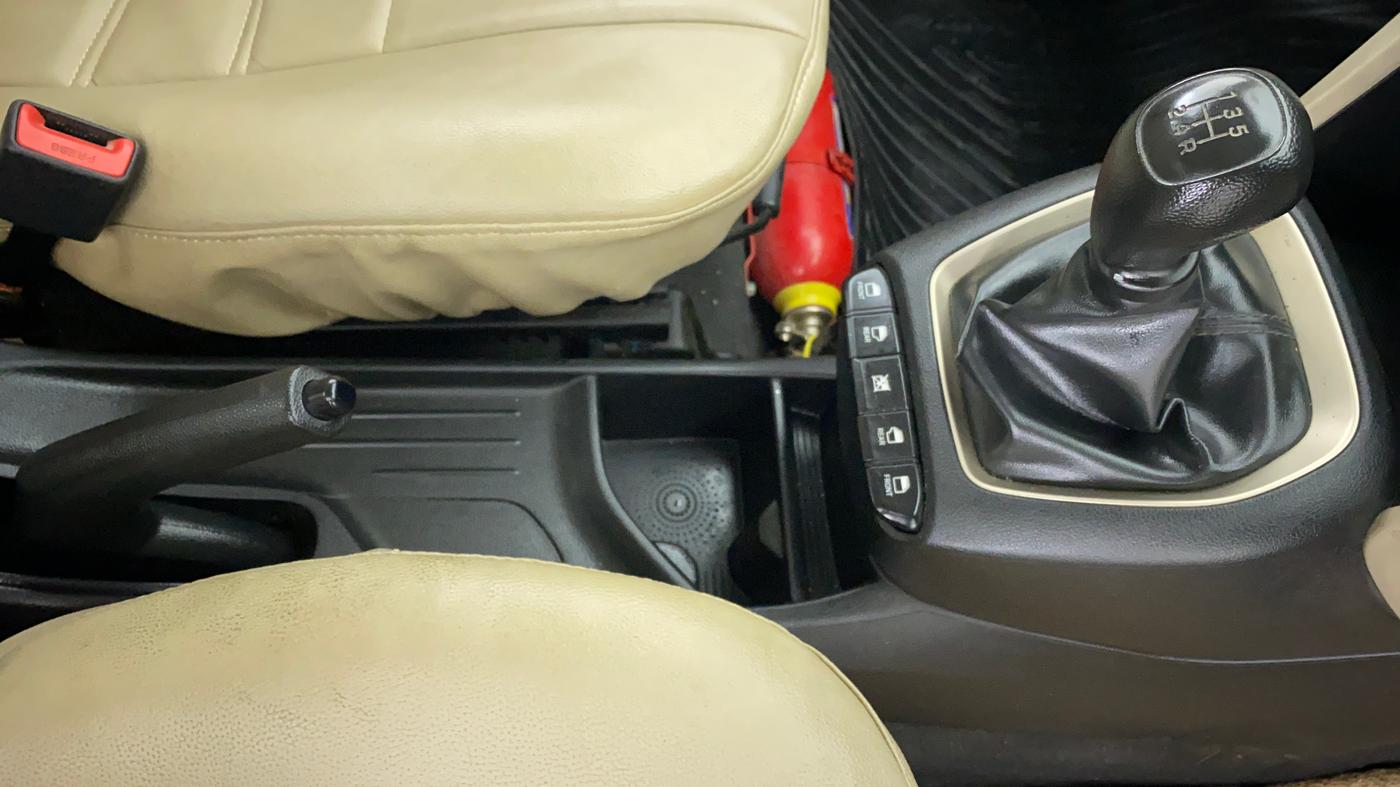 2019 Hyundai NEW SANTRO SPORTZ CNG, CNG, Manual, 31,316 km, Gear Lever