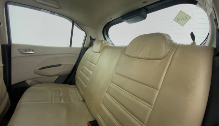 2019 Hyundai NEW SANTRO SPORTZ CNG, CNG, Manual, 31,316 km, Right Side Rear Door Cabin