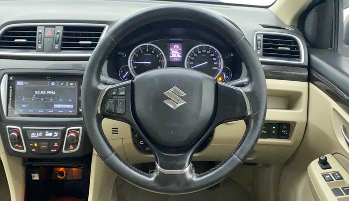 2015 Maruti Ciaz ZXI+, Petrol, Manual, 89,742 km, Steering Wheel Close Up