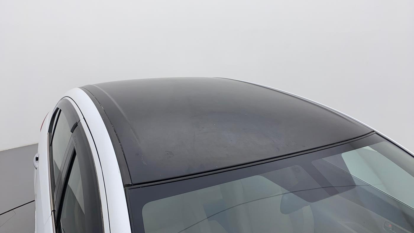 2015 Maruti Ciaz ZXI+, Petrol, Manual, 89,742 km, Roof