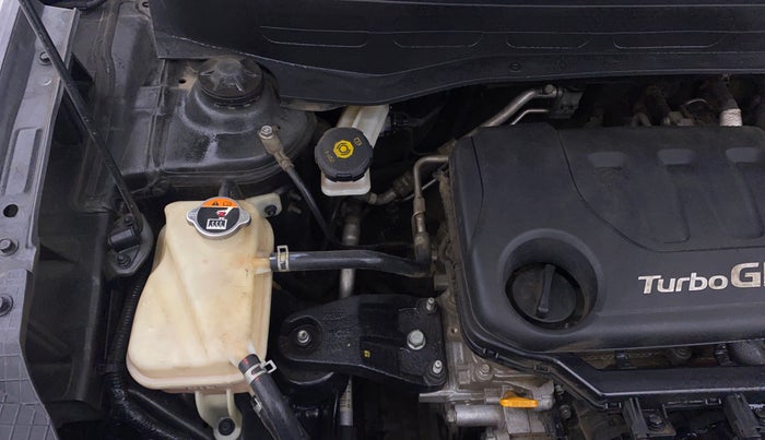 2021 Hyundai VENUE SX 1.0 TURBO IMT, Petrol, Manual, 57,326 km, Engine View - Right