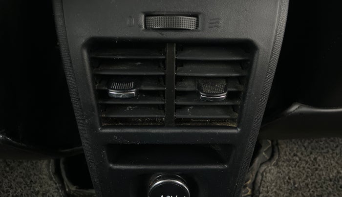 2020 Tata ALTROZ XZ 1.2, Petrol, Manual, 22,143 km, Rear AC Vents