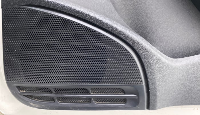 2014 Volkswagen Polo HIGHLINE1.2L PETROL, Petrol, Manual, 33,017 km, Speaker