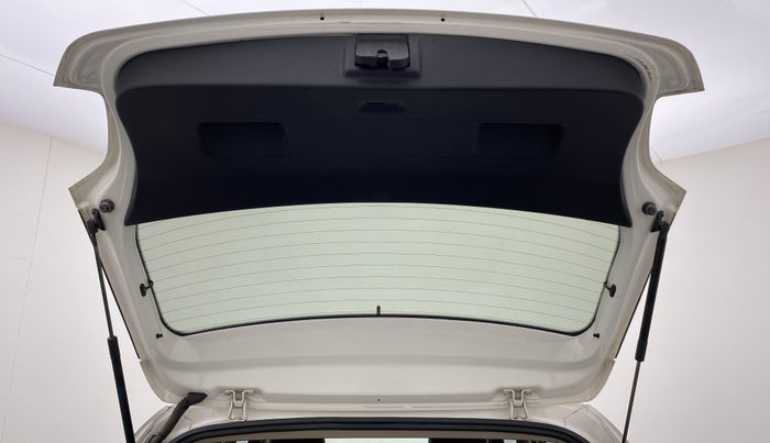 2014 Volkswagen Polo HIGHLINE1.2L PETROL, Petrol, Manual, 33,017 km, Boot Door Open