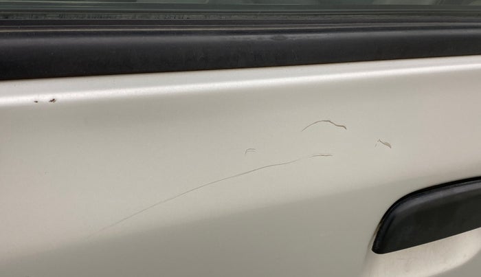 2011 Maruti Alto K10 VXI, Petrol, Manual, 68,730 km, Front passenger door - Minor scratches
