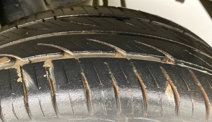 2011 Maruti Alto K10 VXI, Petrol, Manual, 68,730 km, Left Rear Tyre Tread