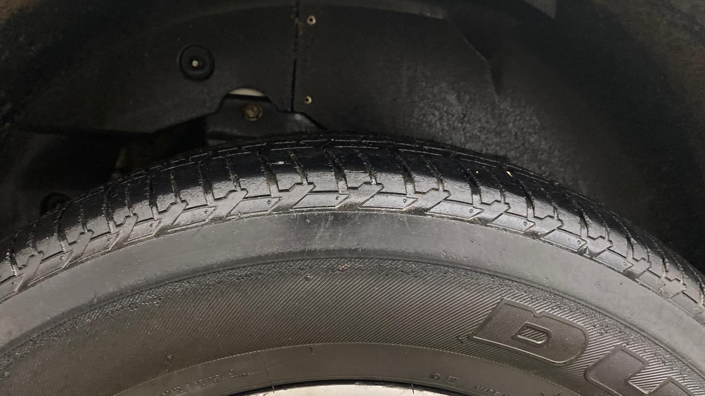 2019 Mahindra XUV500 W7, Diesel, Manual, 94,736 km, Right Rear Tyre Tread
