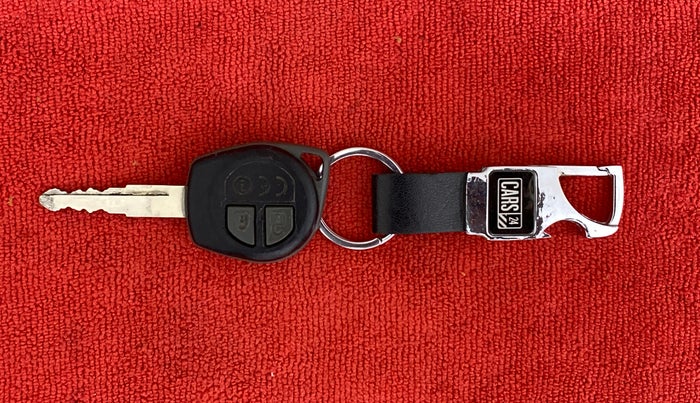 2021 Maruti Dzire VXI, Petrol, Manual, 34,716 km, Key Close Up