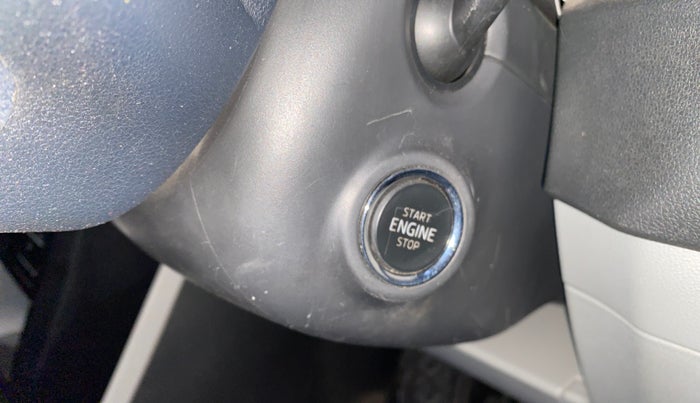 2022 Skoda KUSHAQ STYLE 1.0L TSI MT, Petrol, Manual, 33,844 km, Keyless Start/ Stop Button