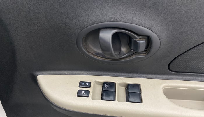 2014 Nissan Micra Active XV, Petrol, Manual, 76,464 km, Driver Side Door Panels Control