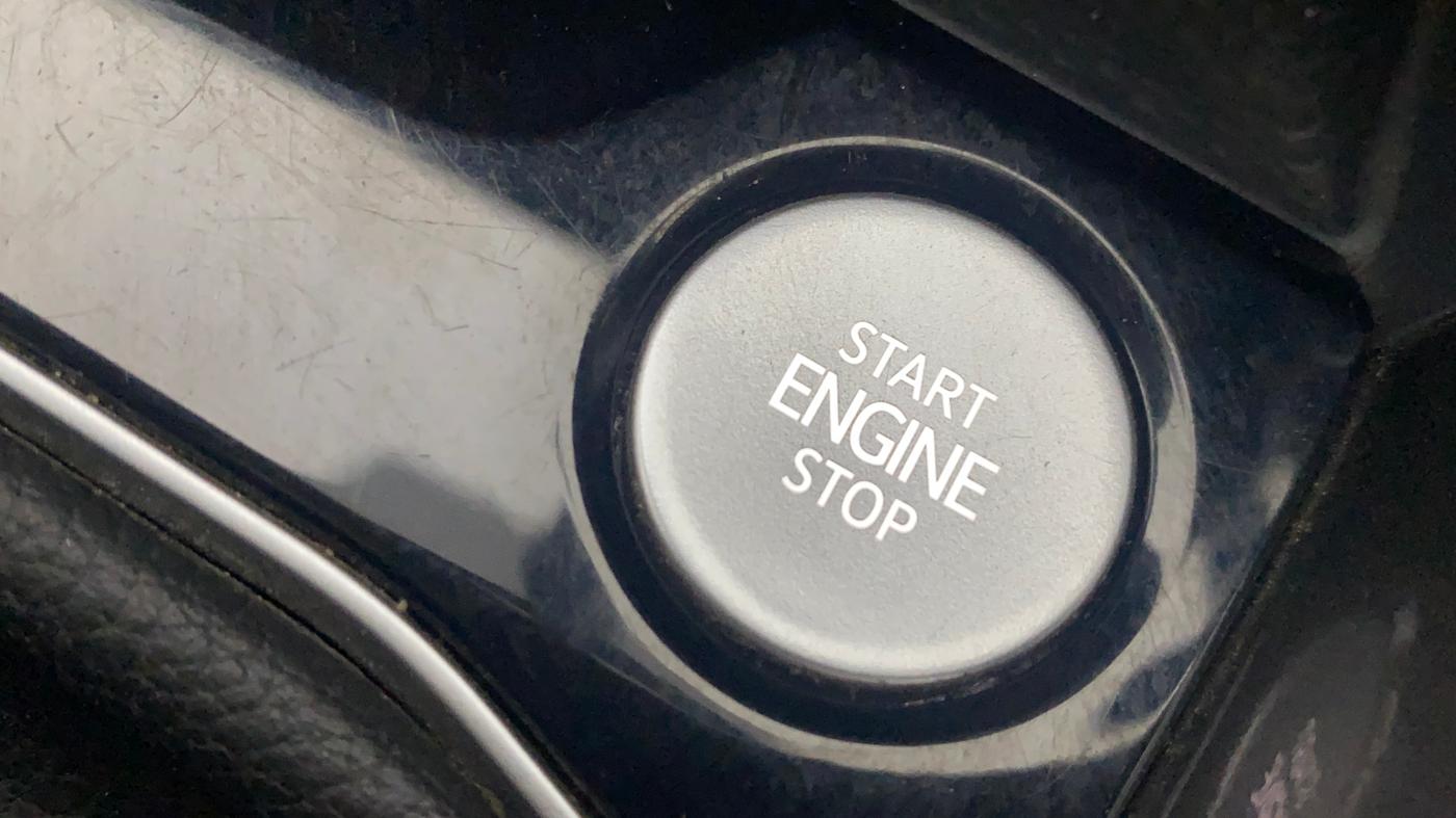 2022 Volkswagen TAIGUN TOPLINE 1.0 TSI MT, Petrol, Manual, 43,385 km, Keyless Start/ Stop Button