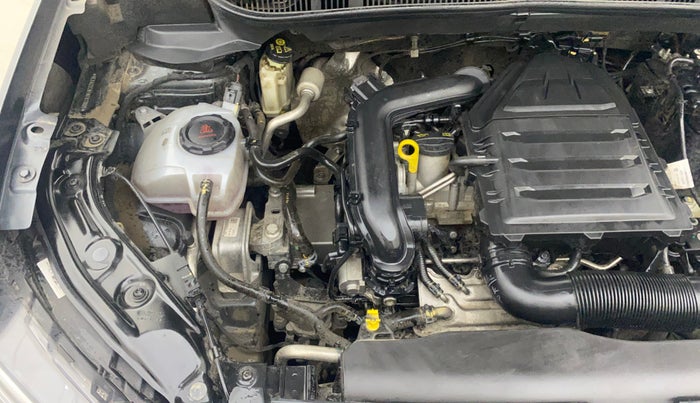 2022 Volkswagen TAIGUN TOPLINE 1.0 TSI MT, Petrol, Manual, 43,385 km, Engine View - Right