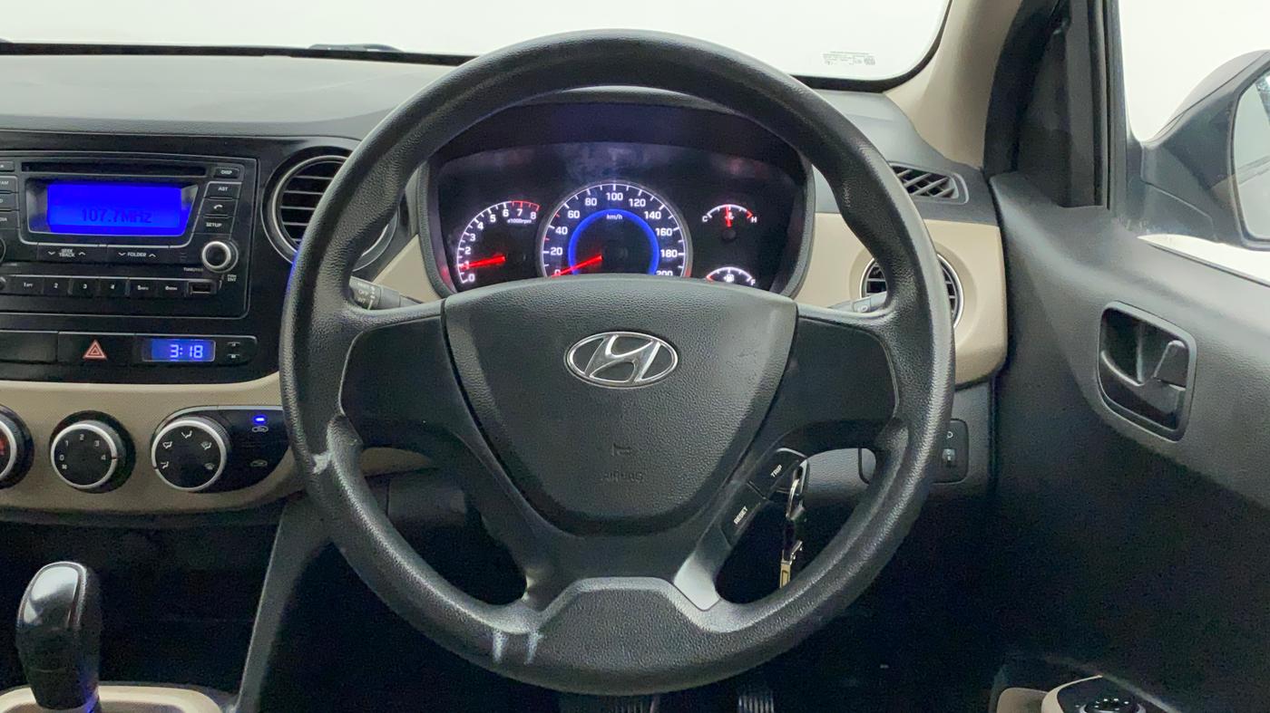 2016 Hyundai Grand i10 MAGNA AT 1.2 KAPPA VTVT, Petrol, Automatic, 49,583 km, Steering Wheel Close Up