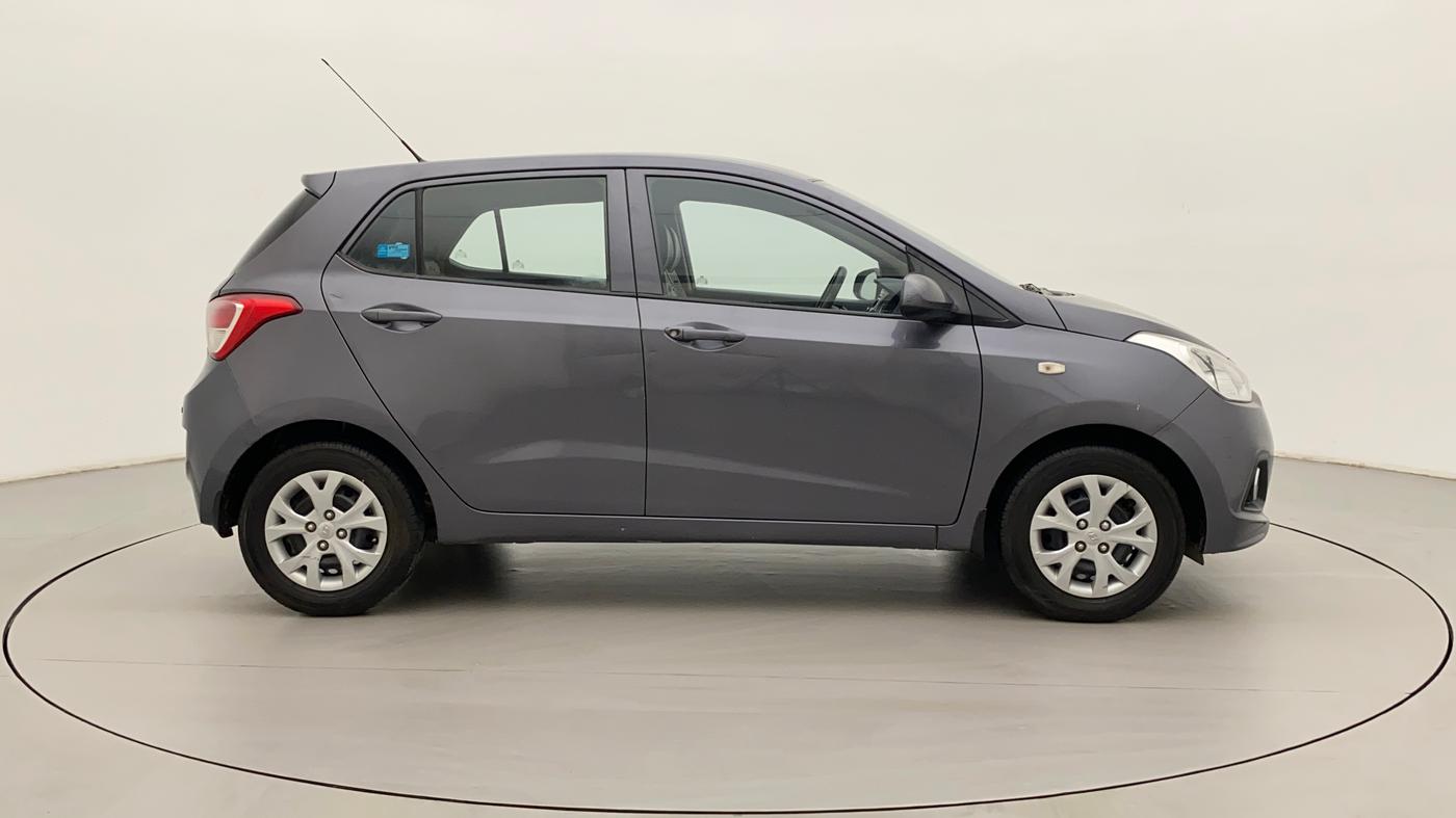 2016 Hyundai Grand i10 MAGNA AT 1.2 KAPPA VTVT, Petrol, Automatic, 49,583 km, Right Side View