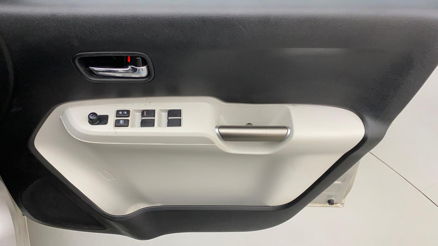 2017 Maruti IGNIS DELTA 1.2, Petrol, Manual, 65,837 km, Driver Side Door Panels Control