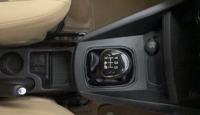 2015 Ford Figo Aspire TREND 1.2 PETROL, Petrol, Manual, 1,14,806 km, Gear Lever