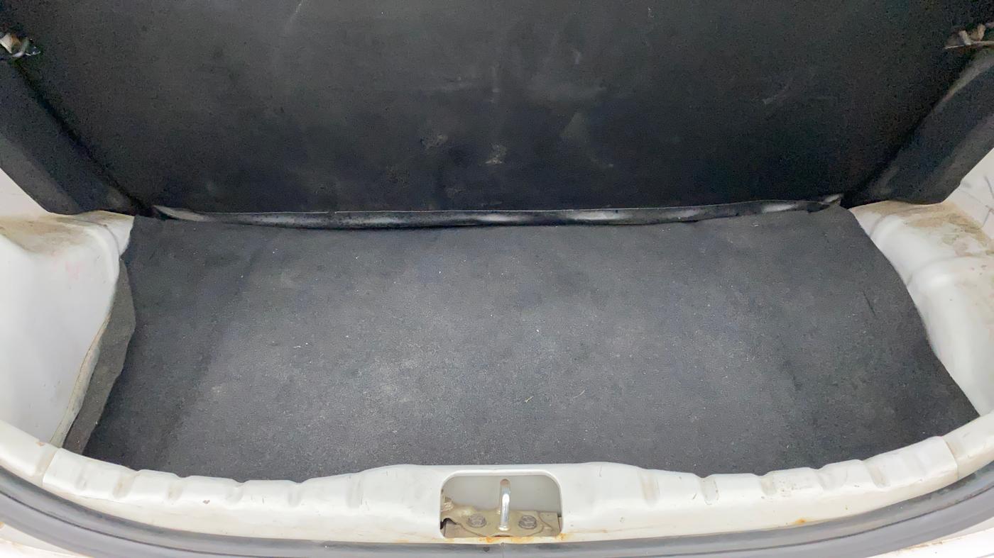 2018 Hyundai Eon ERA +, Petrol, Manual, 24,161 km, Boot Inside