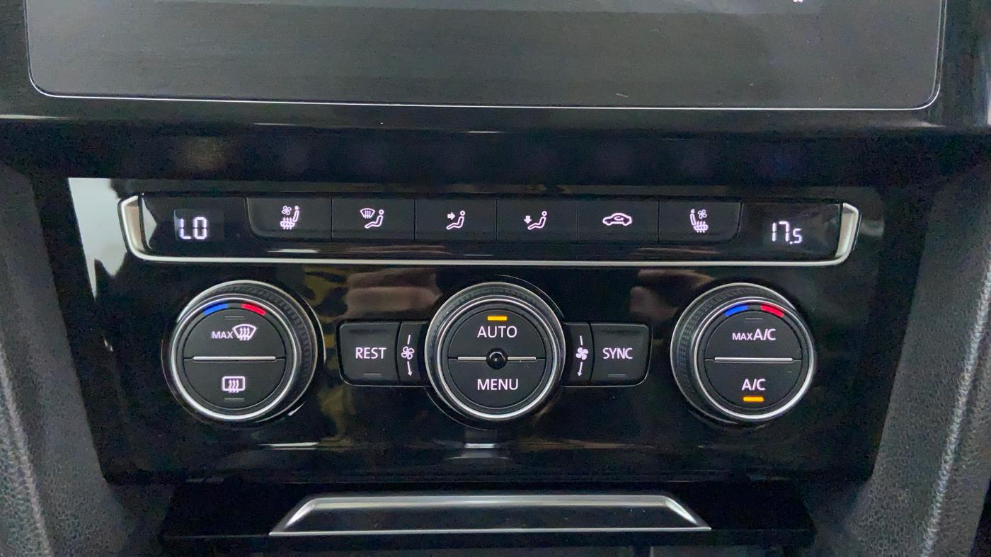 2018 Volkswagen Passat HIGHLINE DSG, Diesel, Automatic, 58,375 km, Automatic Climate Control