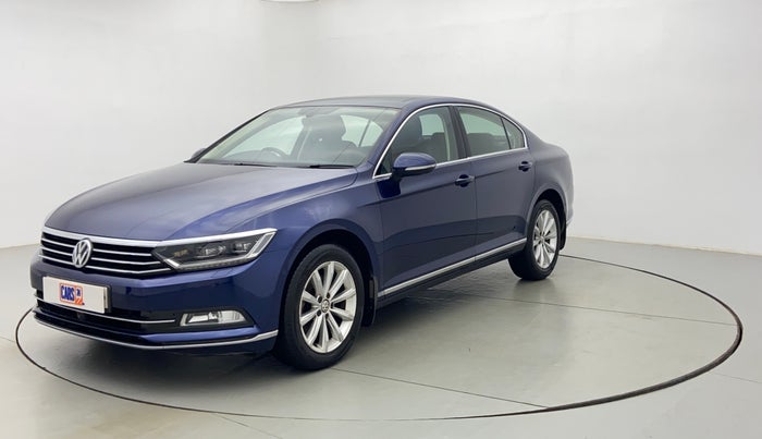 2018 Volkswagen Passat HIGHLINE DSG, Diesel, Automatic, 58,375 km, Left Front Diagonal (45- Degree) View