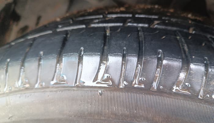 2017 Honda WR-V 1.2L I-VTEC VX MT, Petrol, Manual, 49,307 km, Left Front Tyre Tread