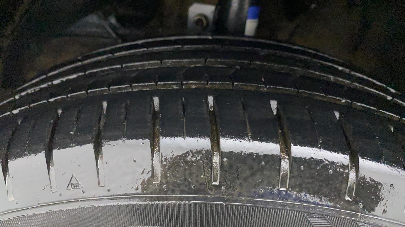 2021 Maruti Baleno ZETA PETROL 1.2, Petrol, Manual, 18,786 km, Left Front Tyre Tread