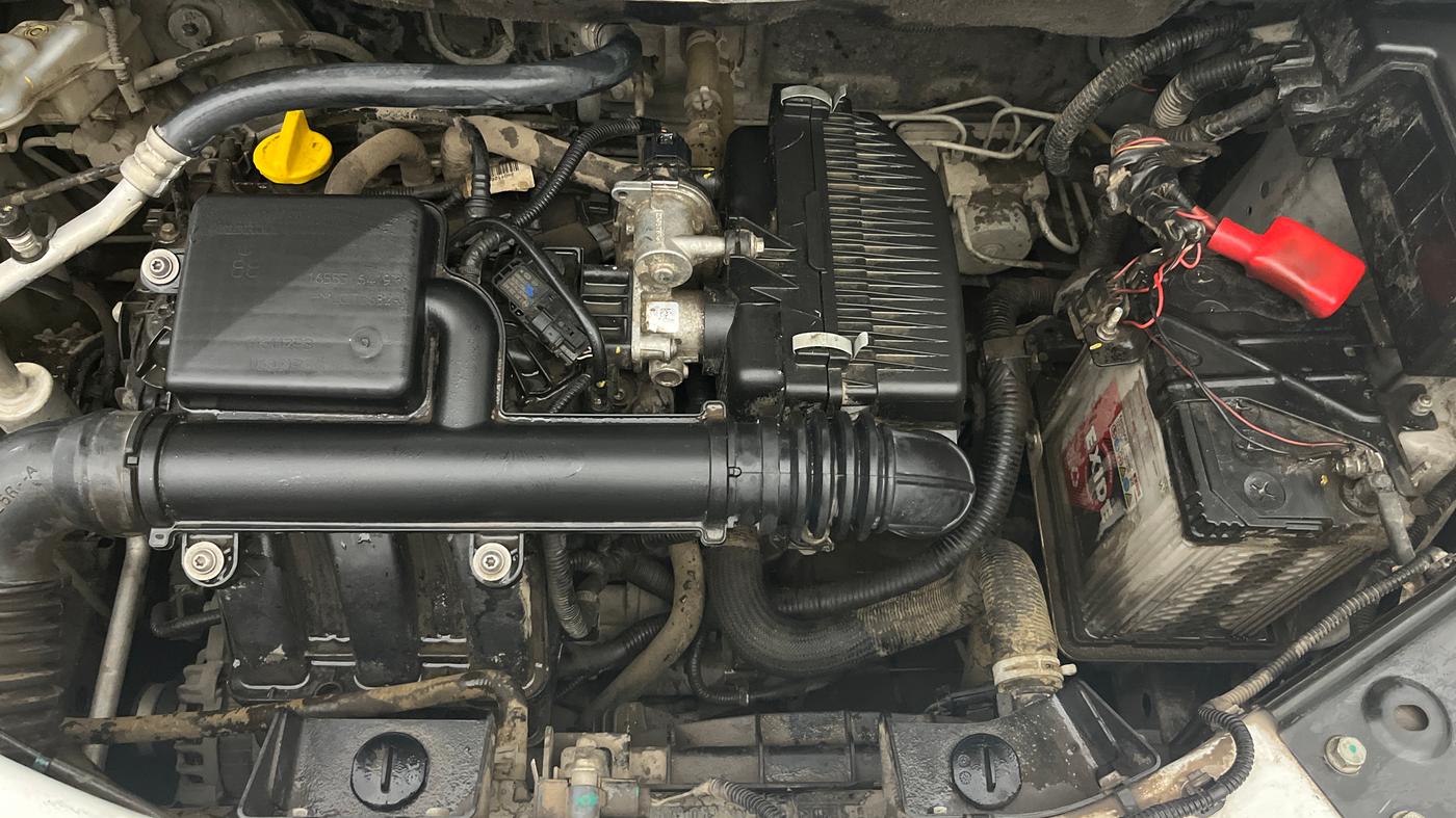 2023 Nissan MAGNITE XE, Petrol, Manual, 17,554 km, Engine View