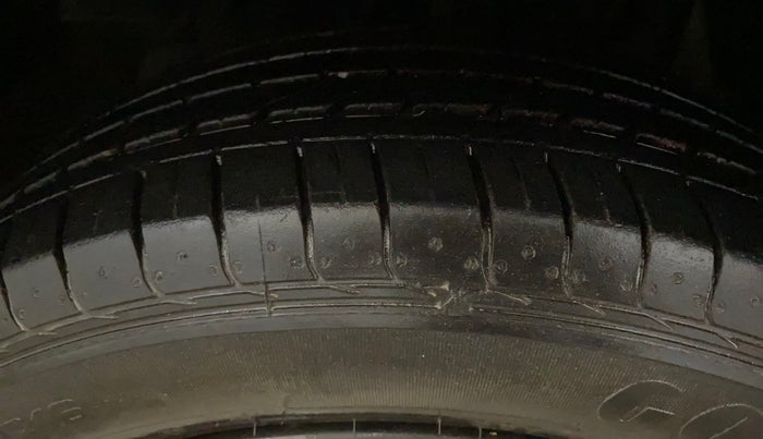 2018 Tata NEXON XM PETROL, Petrol, Manual, 52,722 km, Left Front Tyre Tread