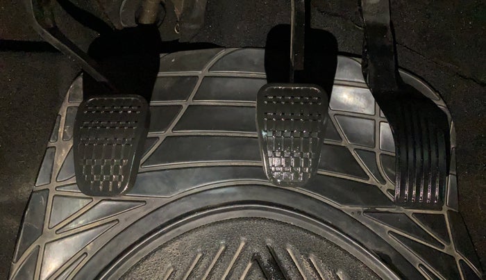 2018 Tata NEXON XM PETROL, Petrol, Manual, 52,722 km, Pedals