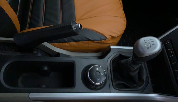 2018 Tata NEXON XM PETROL, Petrol, Manual, 52,722 km, Gear Lever