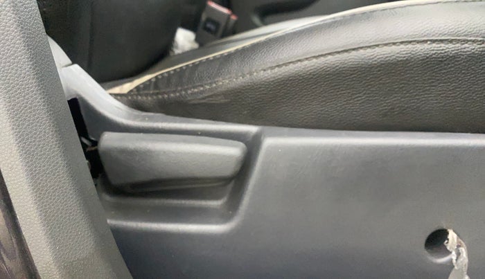 2019 Maruti Alto K10 VXI, Petrol, Manual, 2,708 km, Driver Side Adjustment Panel