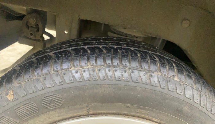 2019 Maruti Alto K10 VXI, Petrol, Manual, 2,708 km, Right Rear Tyre Tread