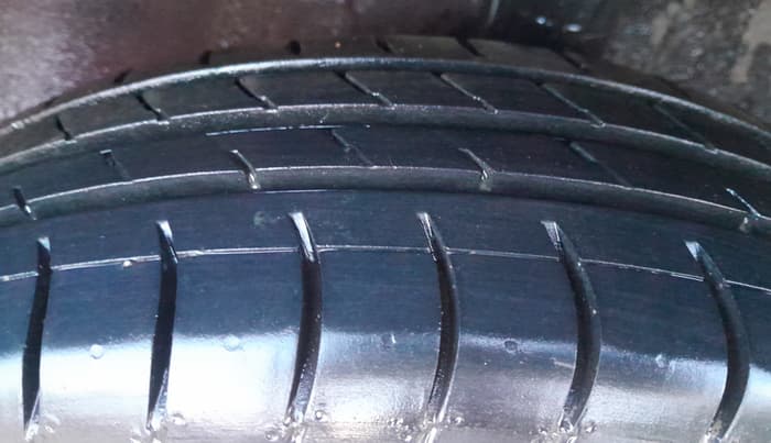 2015 Fiat Punto EVO DYNAMIC 1.2, Petrol, Manual, 44,471 km, Left Rear Tyre Tread