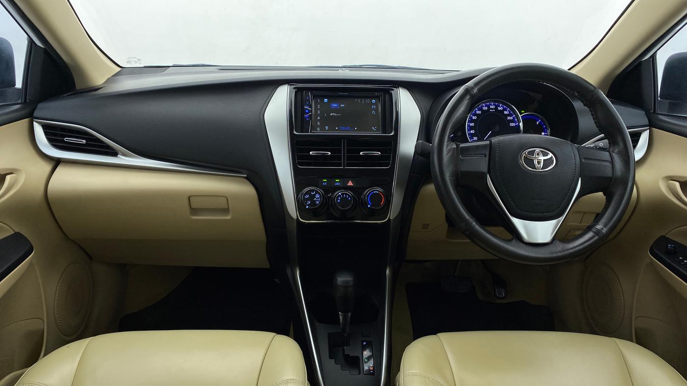 2021 Toyota YARIS J CVT, Petrol, Automatic, 16,647 km, Dashboard