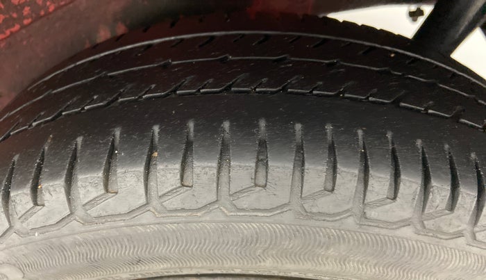 2016 Maruti Wagon R 1.0 VXI, Petrol, Manual, Left Rear Tyre Tread