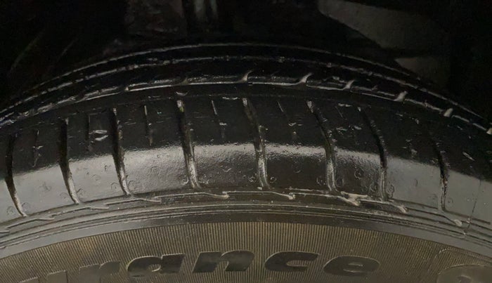 2020 MG HECTOR SHARP 1.5 DCT PETROL, Petrol, Automatic, 21,627 km, Right Front Tyre Tread